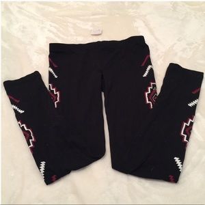 F21 Aztec print leggings size M
